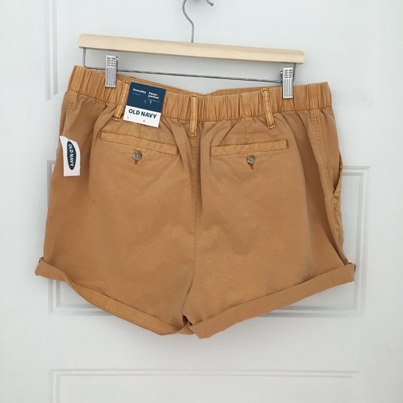 Old Navy Chino Shorts - Picture 3 of 4